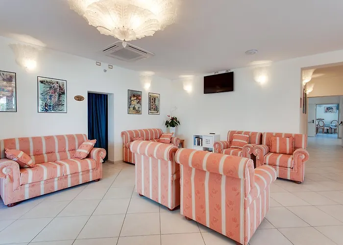 Hotel De La Ville Cesenatico