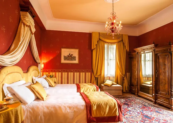 Hotels in Capriva del Friuli