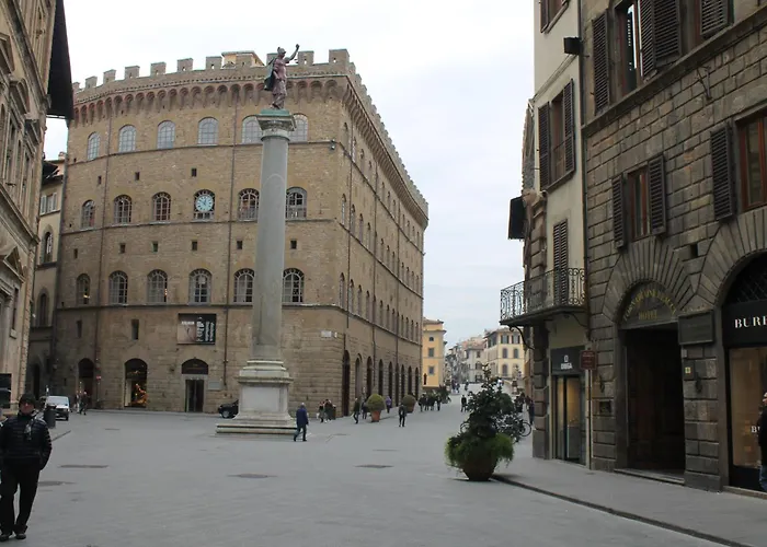Bed and Breakfast Tornabuoni View Florencja