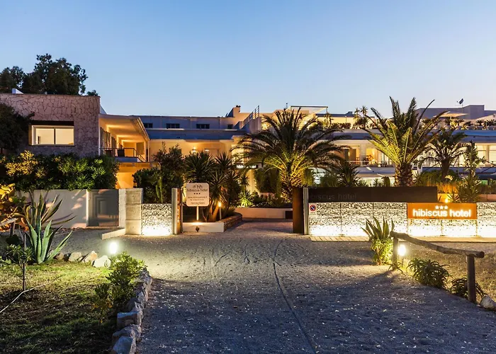Hotel Residence Hibiscus La Caletta