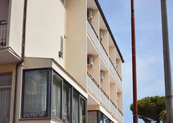 Hotel Manila Cervia