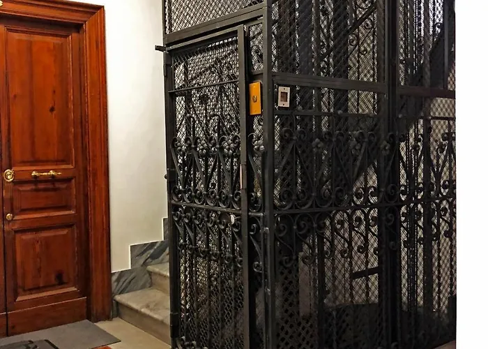 Clementi Portrait Hotel Roma