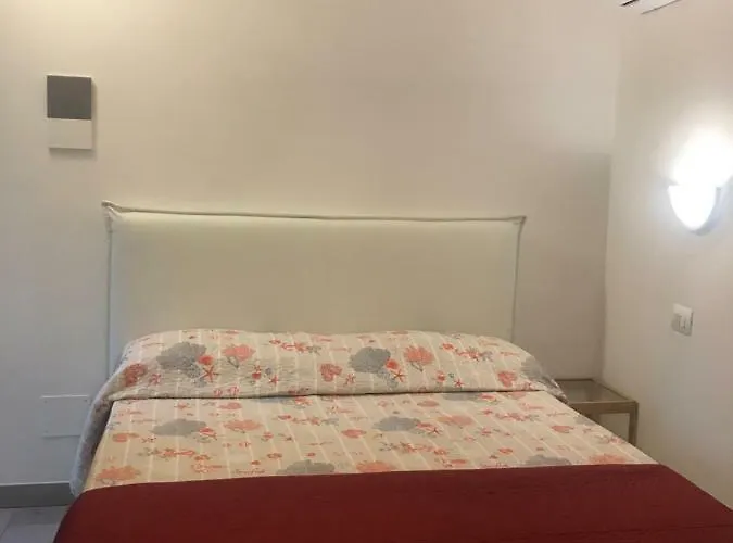 Guest House Montenegro La Spezia