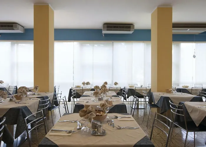 Hotel Rondinella Cesenatico