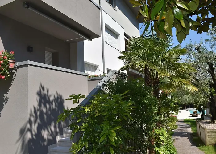 Villa Dina Riva