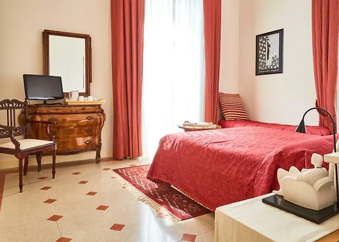 Suite Klimt P.Zza Amedeo Neapol
