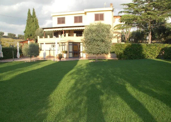 Bed And Breakfast La Corte Degli Ulivi Civitavecchia