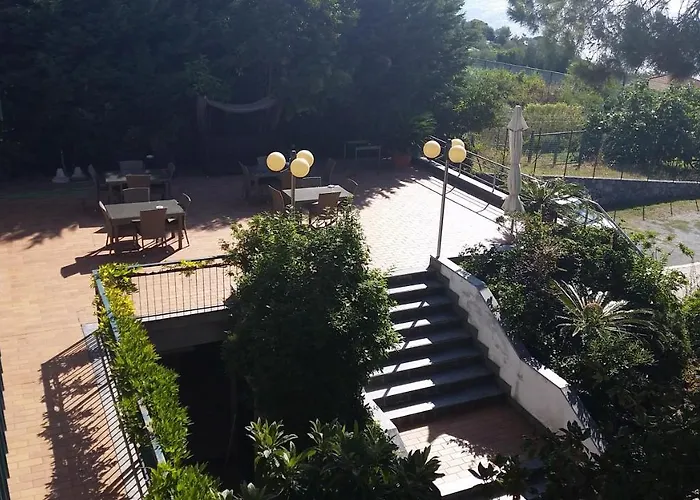 Residence la Vignetta Varazze