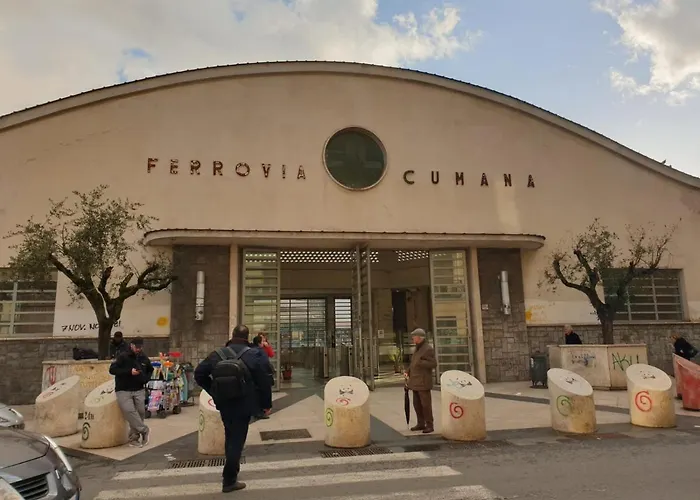Dimora Costantino Acomodação com café da manhã Nápoles